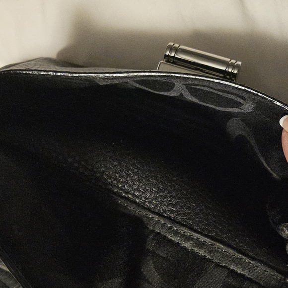 Banana Republic Black Leather Shoulder Bag - Picture 7 of 13